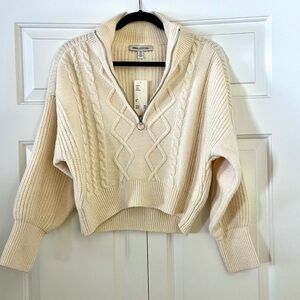 Urban Outfitters NEW with Tags Cable Knit 
Sweater with zipper 
XS 
Cream